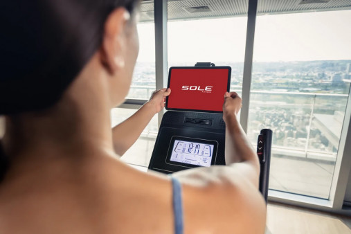 Эллиптический тренажер Sole Fitness E25 (2023) Эллиптический тренажер Sole Fitness E25 (2023)