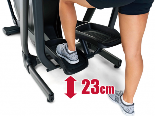 Эллиптический эргометр Matrix E50XUR домашний с 22-дюймовой тачскрин консолью Эллиптический эргометр Matrix E50XUR домашний с 22-дюймовой тачскрин консолью