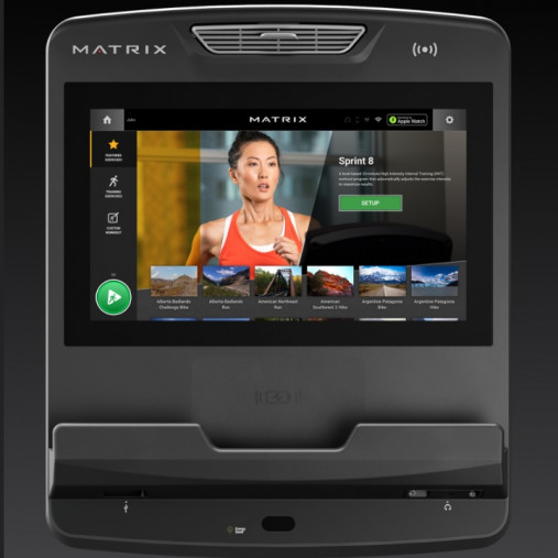 Горизонтальный велотренажер Matrix Endurance. Консоль Touch Горизонтальный велотренажер Matrix Endurance. Консоль Touch