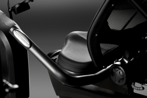 Сенсорные датчики пульса на рукоятках Сенсорные датчики пульса на рукоятках